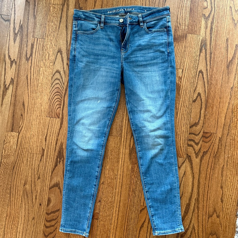 American Eagle Jegging - Size 10, regular length. Worn only a handful of times!